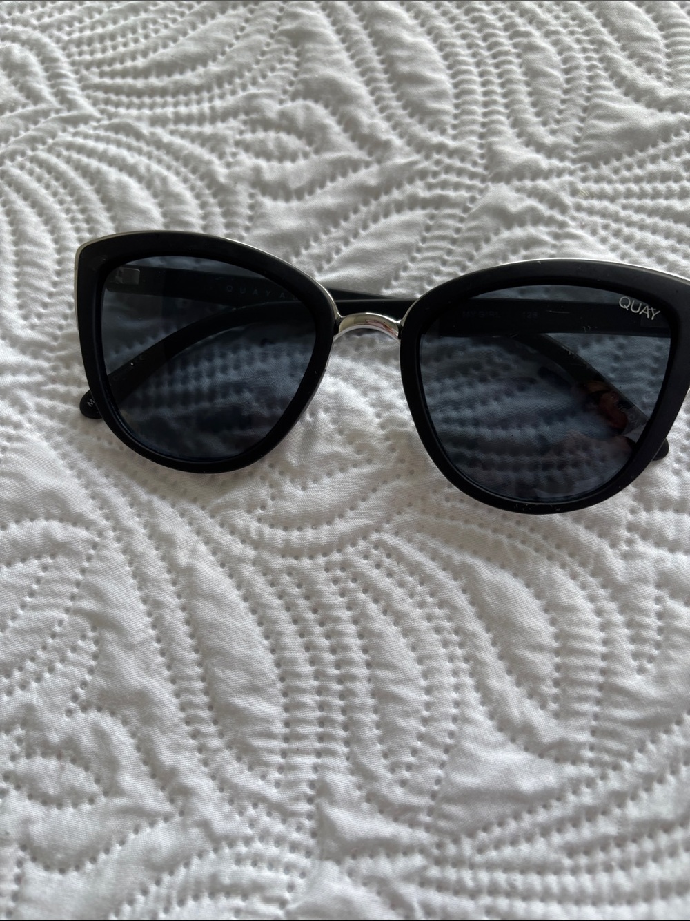 Quay Australia Black Cat-Eye Sunglasses with Silver Bridge